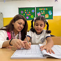 PES Kuwait Kindergarten Individual Attention Individual attention for Kindergarten students at Pakistan English School Kuwait